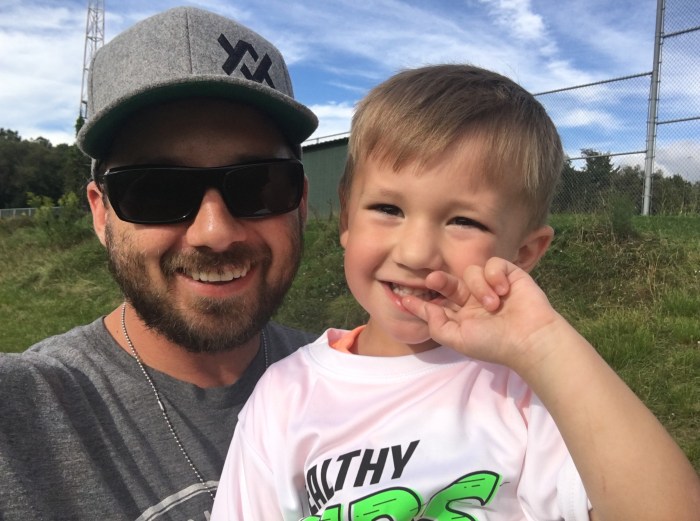 9AE6AF06-1299-4492-A26B-625CB1B013FE